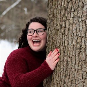 Meet your Posher, Abby